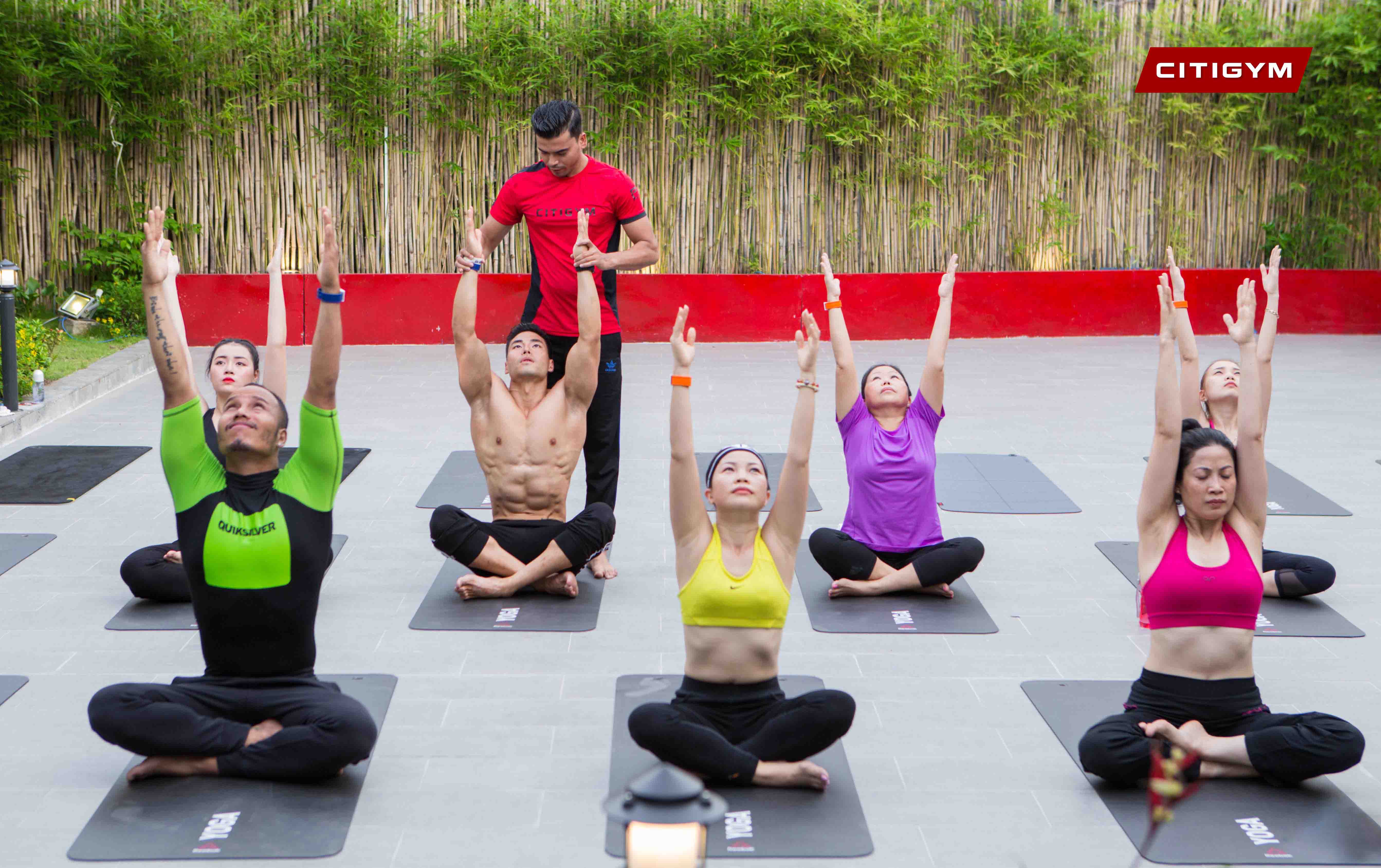 6 tiêu chí chọn phòng tập yoga cần phải biết để có buổi tập chất lượng